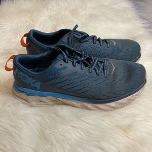 HOKA One One Men's One Arahi 4 Size 10.5